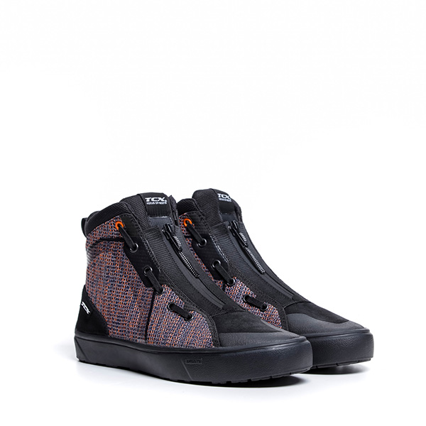 Daisy on the Ohoopee