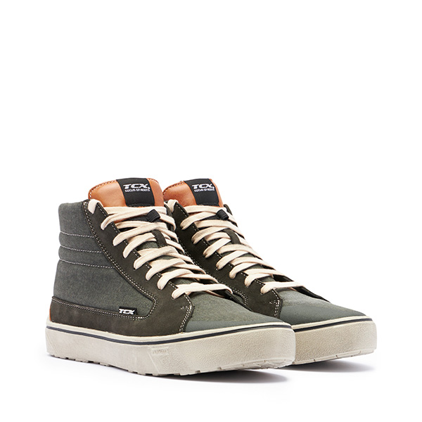 Daisy on the Ohoopee