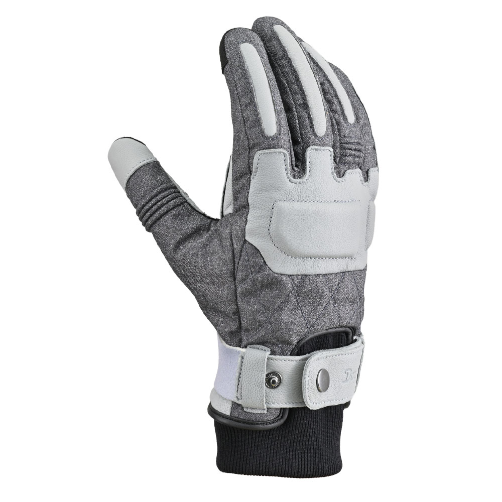 Daisy on the Ohoopee